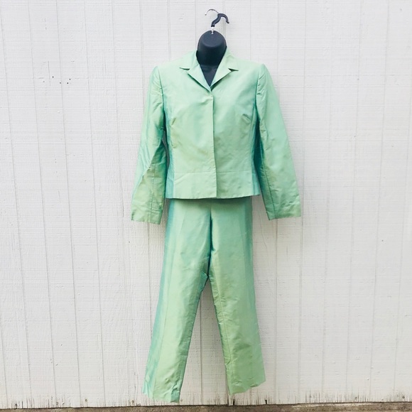 Ann Taylor silk suit - Picture 1 of 16